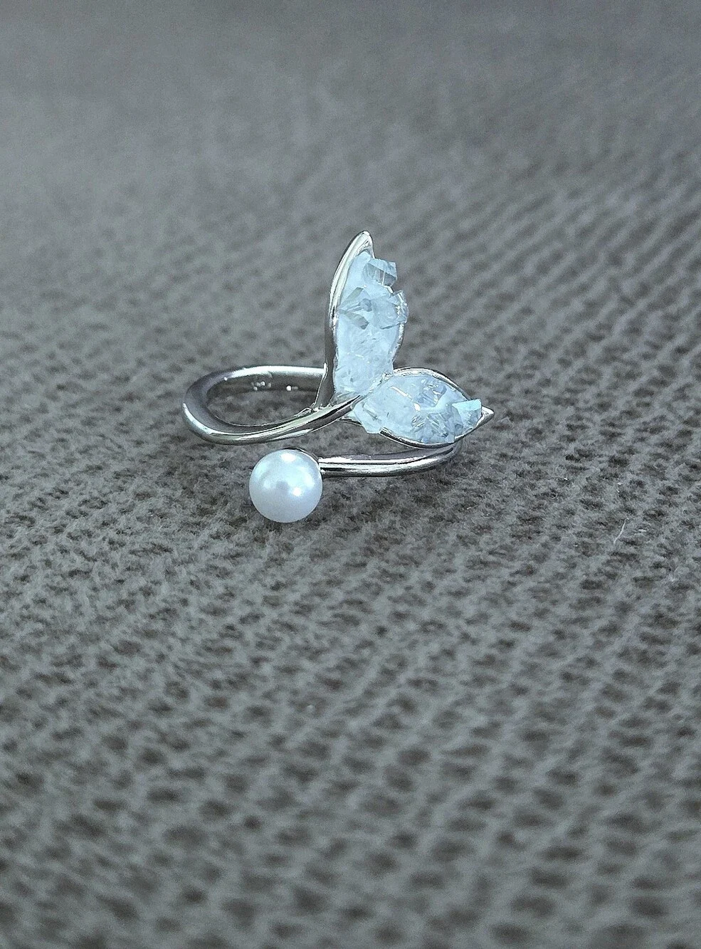 La Meno Fluke (Whale's🐋 Tail) and Freshwater Pearl Bypass Ring💍 - NIB - Picture 12 of 16